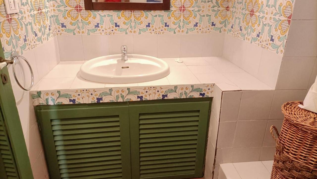 ホテル Casa Bomboniera エーリチェ エクステリア 写真