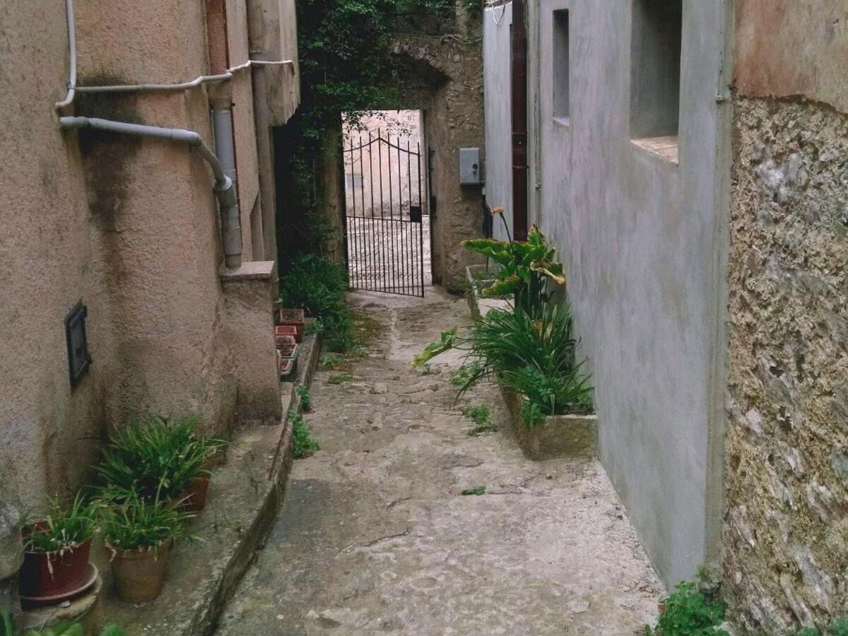 ホテル Casa Bomboniera エーリチェ エクステリア 写真